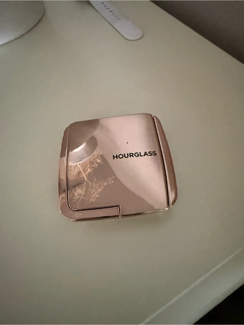 Hourglass - Diffused Heat